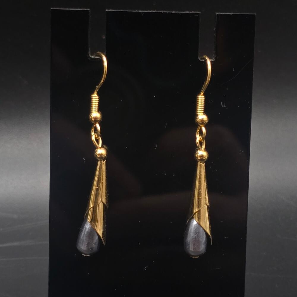 Metallic Faux Pearl Gold Tone Earrings Drop Dangle Vintage 1980s NOS NWT Korea